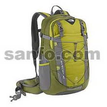 户外出行，背包怎么选？从大型背包到辅配件，专家级选购指南